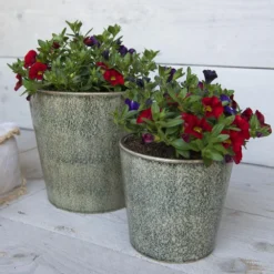 Clayre & Eef Bloempot Ø 12x10 Cm Groen Keramiek Rond Bloempot Binnen -Tuin & Buiten 9884149